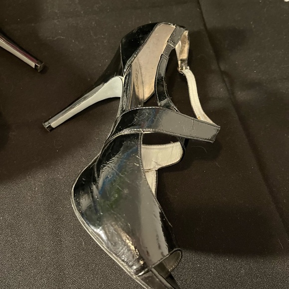 Carlos black sandals size 11 - Picture 6 of 15